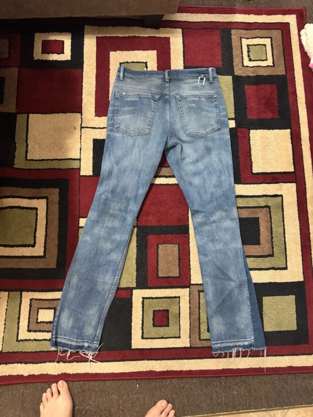 Art meets chaos two tone by Donwan Harrel size 32 - Picture 5 of 6